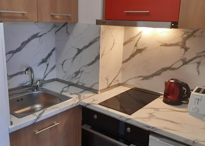 тес гарденс Apartment Borowez